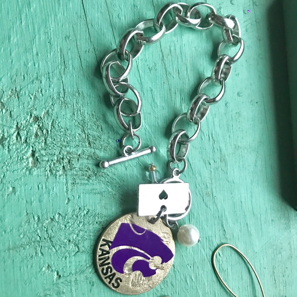 Kansas State Wildcats bracelet and earrings set - Picture 4 of 5